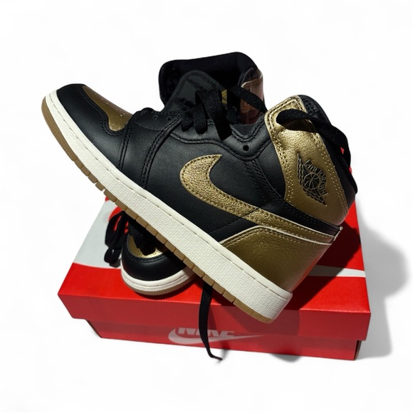 Nike Unisex Black and Metallic Gold Sneakers - Picture 1 of 12